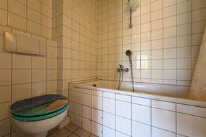 Düsseldorf-Oberbilk: Charmante 2-Zimmer-Dachgeschosswohnung mit Galerieebene und Balkon! – 40227 Oberbilk, Düsseldorf – Vorschaubild 10