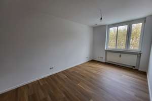 „Frisch renoviertes Juwel in Freimann: 3 Zimmer, Südbalkon & Gäste-WC direkt an der Heide“ – Karl-Richter-Straße 9, 80939 Freimann, München – Vorschaubild 12