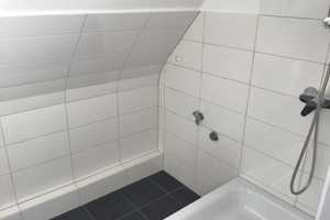 Modernisierte 1,5 -Zimmer-Dachgeschosswohnung – Brandenbaumer Landstr. 24, 23564 Lübeck – Vorschaubild 4