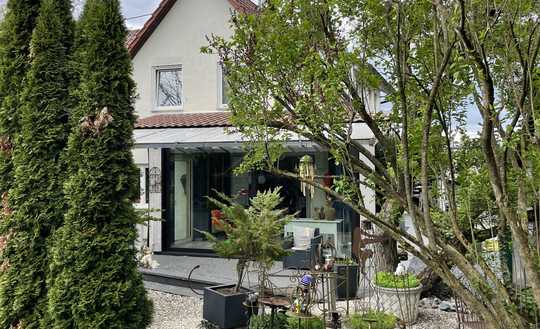 Charmantes Einfamilienhaus mit vielen Besonderheiten, ideal für Wohnen und Arbeiten