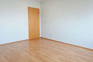 Nähe Universität: Eigentumswohnung mit Süd-Balkon, Loggia und Garage – Die vollständige Adresse der Immobilie erhältst du vom Anbieter., 66125 Dudweiler (Ortsteil), Saarbrücken – Vorschaubild 4