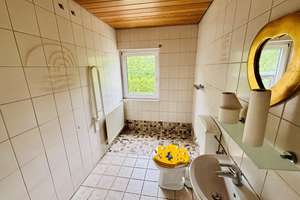Fachwerk trifft grüne Weite – Wohnen mit Aussicht und Charakter – Die vollständige Adresse der Immobilie erhältst du vom Anbieter., 51647 Gummersbach – Vorschaubild 12
