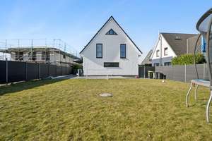 Neuwertige: Doppelhaushälfte mit schönem Garten im ruhigen Jenfeld – Die vollständige Adresse der Immobilie erhältst du vom Anbieter., 22043 Jenfeld, Hamburg – Vorschaubild 10