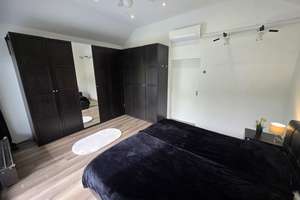 Kernsaniertes Haus (2017) mit Pool, Sauna, Kamin, Südbalkon & großer Südterrasse – Die vollständige Adresse der Immobilie erhältst du vom Anbieter., 47803 Inrath/Kliedbruch, Krefeld – Vorschaubild 21
