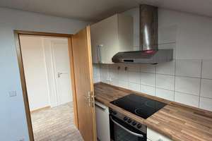 Ruhige 2,5-Zimmer-Dachgeschosswohnung mit Balkon und Weinbergblick in Obersulm-Affaltrach – Die vollständige Adresse der Immobilie erhältst du vom Anbieter., 74182 Obersulm – Vorschaubild 7