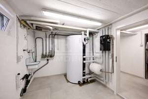 Modernisiertes Einfamilienhaus mit Einliegerwohnung, Küchen, Kamin, Garage und zauberhaftem Garten – Die vollständige Adresse der Immobilie erhältst du vom Anbieter., 73614 Schorndorf – Vorschaubild 22