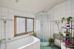 Property thumbnail 10