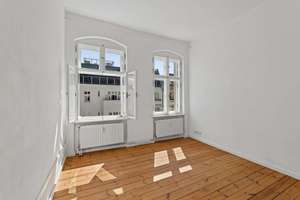 helle und ruhige 2-Zimmer Wohnung mit Balkon! – Die vollständige Adresse der Immobilie erhältst du vom Anbieter., 10439 Prenzlauer Berg, Berlin – Vorschaubild 2