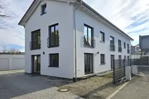 Neubau-Doppelhaus bezugsfertig: Raumwunder inkl. Wärmepumpe - Nähe S-Bahn S1/S8 Schwaigerloh – Erding (Kreis) – Vorschaubild 1