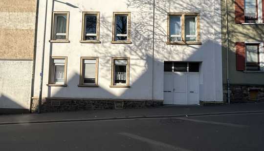 Bild von 3 - Parteien Haus - MFH - CASHFLOW - 6,2% RENDITE - Kapitalanlage in Bingen am Rhein