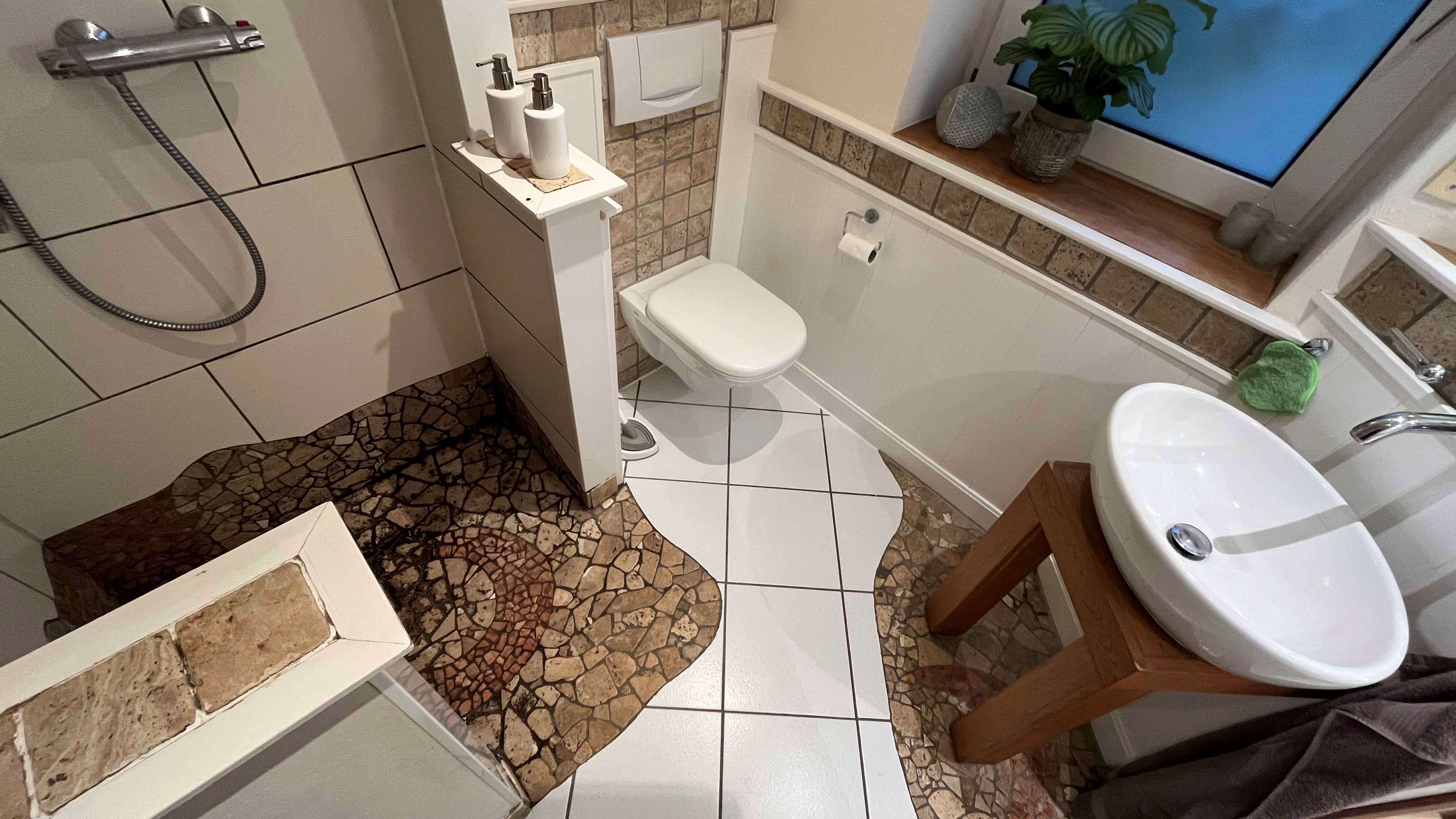 Immobilie in Rhede - Charakter statt Standard – stilvolles Wohnunikat in ruhiger Lage in Rhede mit Garage und Kamin - Bild 4