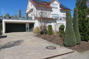 Schön - hochwertig - modern! Mit herrlicher S-W-Dachterrasse, Terrasse und Garten! – Die vollständige Adresse der Immobilie erhältst du vom Anbieter., 86676 Ehekirchen – Vorschaubild 2
