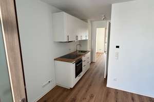 Neubau mit Dachterrasse und Küche: Geschmackvolle 2-Zi.-Whg. in MG in zentraler Lage