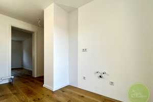 NICE ** NEU saniert & "neuer" AltbauCharme nahe Wiesengrund ** Balkon ** 3 Zimmer ** knapp 73 qm ** – Gutenbergstrasse 23, 90766 Fürth – Vorschaubild 9