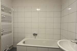 Helle 3-Zimmer Dachgeschosswohnung in Altstadt-Süd – Düppelstraße 59, 46045 Altstadt-Mitte, Oberhausen – Vorschaubild 9