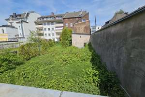 Renovierungsbedürftiges Mehrfamilienhaus mit 18 Zimmern in Leverkusen-Quettingen-Biesenbach – Lützenkirchener Straße 16, 51379 Opladen, Leverkusen – Vorschaubild 10