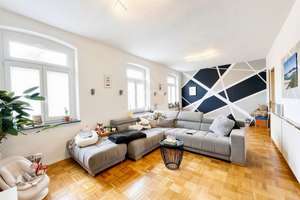Bezugsfreie Maisonette-Wohnung und vermietetes Gewerbe!