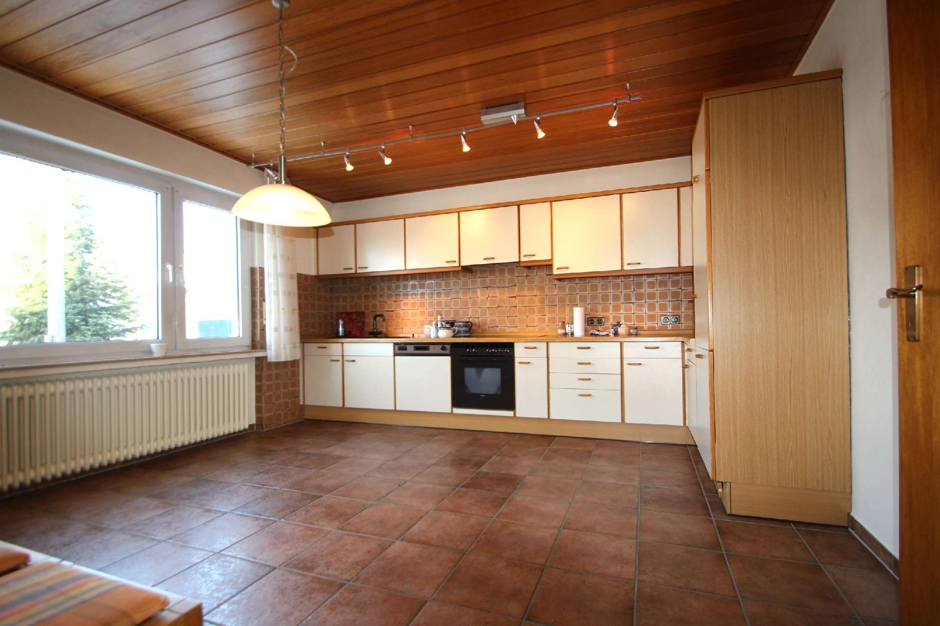 Immobilie in Fröndenberg/Ruhr - Gepflegtes Einfamilienhaus mit idealer Aufteilung und guter Substanz in idyllischer Dorflage - Bild 9