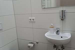 BEZUGSFREI! Charmante 4-Zimmer-Wohnung mit zwei Balkonen – Amsterdamer Straße 21, 13347 Wedding, Berlin – Vorschaubild 11