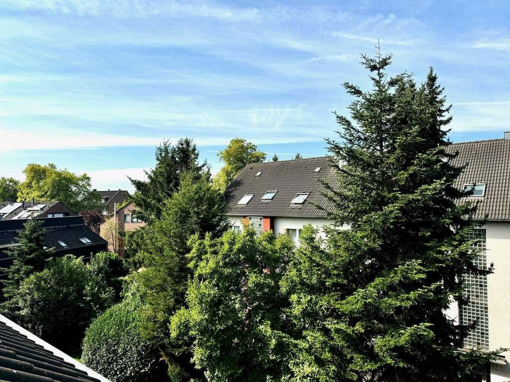 Immobilie in Meerbusch - Charmante 3 Raum Dachgeschosswohnung mit optimaler Raumaufteilung im Herzen von Meerbusch-Büderich - Bild 4