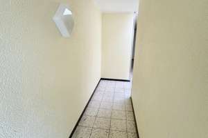 Zauberhafte 2 Zimmer Wohnung mit Balkon und Abstellraum in toller Lage – Hagerweg 36, 47798 Stadtmitte, Krefeld – Vorschaubild 2