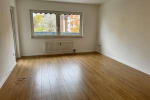 Helle Wohnung im 1.OG mit großem Balkon – Suntumer Straße 12, 44803 Laer, Bochum – Vorschaubild 2