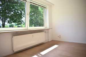 Attraktive 2,5-Zimmer-Wohnung mit Südblick ins Grüne – Achtern Born 13, 22549 Hamburg – Vorschaubild 7