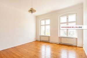 IMMOBERLIN.DE - Lichtdurchflutete Altbauwohnung mit Lift in sehr beliebter Lage – Die vollständige Adresse der Immobilie erhältst du vom Anbieter., 10439 Prenzlauer Berg, Berlin – Vorschaubild 4