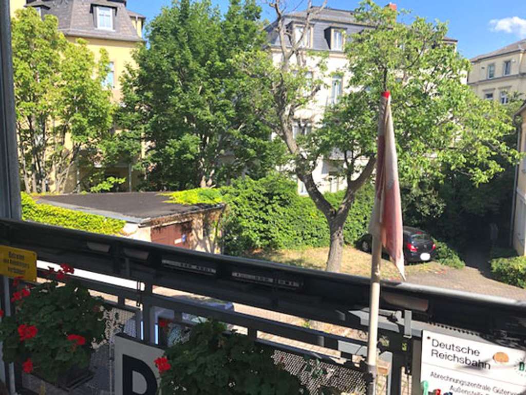 Mit Balkon in grüner Lage! - Schöne 3-Zimmer-Eigentumswohnung in Löbtau!