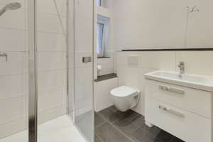 Frisch saniert und ab sofort bezugsfrei – traumhafter Altbau im Agnesviertel – Die vollständige Adresse der Immobilie erhältst du vom Anbieter., 50670 Neustadt/Nord, Köln – Vorschaubild 15