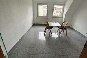 City Dachgeschosswohnung 2-Zimmer,schön hell,frisch renoviert,Garage,ab sofort – Die vollständige Adresse der Immobilie erhältst du vom Anbieter., 58507 Lüdenscheid – Vorschaubild 4