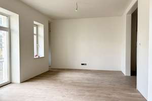 ERSTBEZUG * schicke Familienwohnung * moderne Bäder * Balkon – Paul-Gerhardt-Straße 64, 9130 Sonnenberg, Chemnitz – Vorschaubild 3