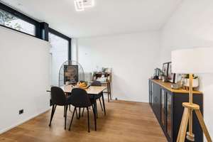 Exklusives Reiheneckhaus in Rheinnähe! Stilvolles Wohnen mit Garten in Düsseldorf-Wittlaer! – Die vollständige Adresse der Immobilie erhältst du vom Anbieter., 40489 Wittlaer, Düsseldorf – Vorschaubild 10