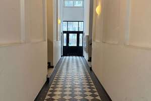 Tolle 4-Raumwohnung im Zentrum von Leipzig mit Aufzug und Balkon – Die vollständige Adresse der Immobilie erhältst du vom Anbieter., 4105 Zentrum-Nordwest, Leipzig – Vorschaubild 3
