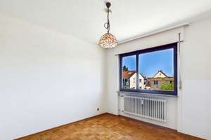 Voller Möglichkeiten: 3,5 Zimmer mit Südbalkon, Garage und Platz für neue Wohnideen – Die vollständige Adresse der Immobilie erhältst du vom Anbieter., 70439 Stammheim-Mitte, Stuttgart – Vorschaubild 11