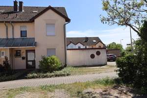 Attraktives, sehr gepflegtes Reihenendhaus, Ausgebautes DG, Garage und Stellplatz. Keine Erbpacht ! – Die vollständige Adresse der Immobilie erhältst du vom Anbieter., 68219 Rheinau, Mannheim – Vorschaubild 6