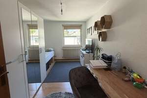 Würzburg- 4-Zi, sehr hell, gr. Balkon, Garage, Stellplatz ab 1.8. – Die vollständige Adresse der Immobilie erhältst du vom Anbieter., 97080 Steinbachtal, Würzburg – Vorschaubild 12