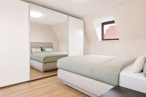 Ruhiges RMH mit 300 m² Grundstück, 110,75 m² Wfl., Garage, Pool, Wintergarten und Balkon in 01109 DD – Die vollständige Adresse der Immobilie erhältst du vom Anbieter., 1109 Hellerau/Wilschdorf, Dresden – Vorschaubild 33