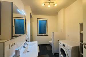 Attraktive 3-Zimmer-Wohnung mit Terrasse, Garten und Tiefgaragenstellplatz in Wiesbaden-Südost – Die vollständige Adresse der Immobilie erhältst du vom Anbieter., 65189 Südost, Wiesbaden – Vorschaubild 8