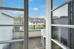 Wohnen kann so schön sein!
Schicke Dachgeschosswohnung in Top-Lage – Die vollständige Adresse der Immobilie erhältst du vom Anbieter., 45133 Bredeney, Essen – Vorschaubild 12