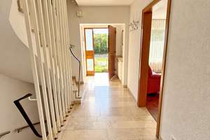 *Refrath* - gut aufgeteiltes Einfamilienhaus, mit Terrasse, Garten und Garage in ruhiger Wohnlage – 51427 Refrath, Bergisch Gladbach – Vorschaubild 13
