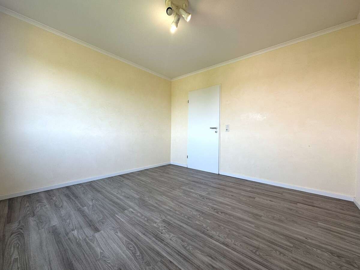 Immobilie in Wörth am Rhein - Helle 3-Zimmer Eigentumswohnung mit Balkon und Stellplatz in attraktiver Lage von Maximiliansau - Bild 9