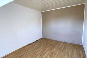 Stilvolle 2-Zimmer Dachgeschosswohnung in Dortmund-Wickede zu vermieten – Alte Märsch 48, 44319 Wickede, Dortmund – Vorschaubild 2