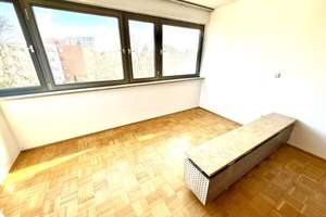 Wohnen am Stadtpark!
Ihre 3,5 Zimmer Wohnung mit Aufzug im Westen! – Die vollständige Adresse der Immobilie erhältst du vom Anbieter., 93049 Westenviertel, Regensburg – Vorschaubild 42
