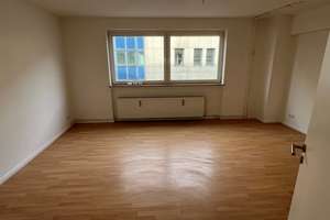 Renovierte 2-Zimmer-Wohnung mit Balkon in der Dortmunder Innenstadt, am Westenhellweg – Westenhellweg 134, 44137 City, Dortmund – Vorschaubild 3