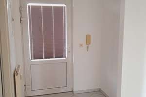 Gut geschnittene, helle Zwei-Zimmer-Wohnung mit Balkon und Stellplatz in Nürnberg – Warmbrunner Straße 11, 90473 Langwasser Südost, Nürnberg – Vorschaubild 6