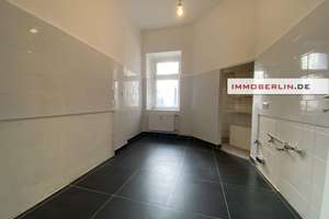 IMMOBERLIN.DE - Frisch sanierte vermietete Altbauwohnung in angenehmer Stadtlage – Die vollständige Adresse der Immobilie erhältst du vom Anbieter., 13359 Gesundbrunnen, Berlin – Vorschaubild 2
