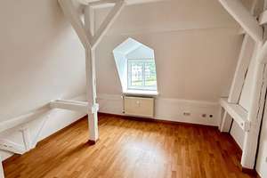 ++ Über den Dächern Lübecks: Großzügige Dachgeschosswohnung direkt an der Trave ++ – Die vollständige Adresse der Immobilie erhältst du vom Anbieter., 23552 Innenstadt, Lübeck – Vorschaubild 4