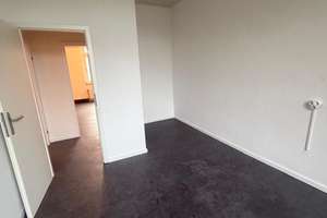 Frisch renovierte, helle 4-Zimmer-Wohnung in Duisburg Neudorf, Uni Nähe, Sportpark Wedau Nähe  – Koloniestrasse 203a, 47057 Neudorf-Süd, Duisburg – Vorschaubild 13