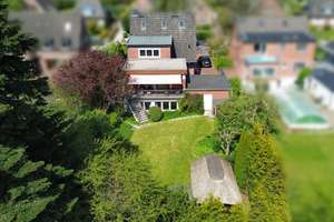 Klassische Eleganz trifft Wohnqualität – Einfamilienhaus in begehrter Flensburger Lage – Die vollständige Adresse der Immobilie erhältst du vom Anbieter., 24939 St. Gertrud, Flensburg – Vorschaubild 1